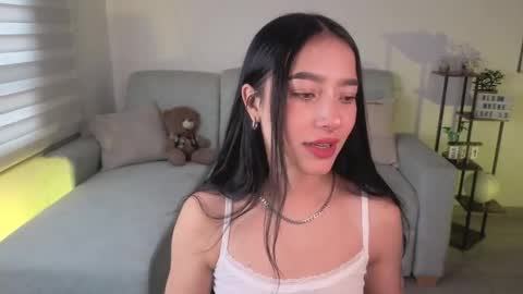 Sophie  online show from 31, 3, 2026