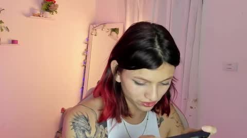 Snapshot of sophie_dolly_ chatting on 10, 1, 2025 sophie doll online show from 10, 1, 2025