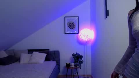 Sophie online show from 11, 11, 2025