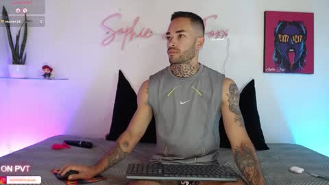 SOPHIE - FOXX online show from 24, 10, 2025