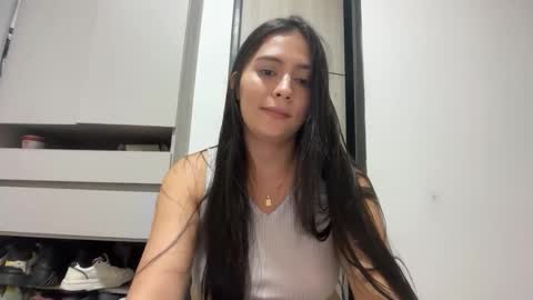 Snapshot of sophie_foxxx chatting on 22, 5, 2026 Sophie online show from 22, 5, 2026