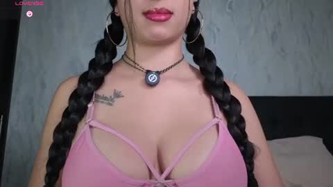 Snapshot of sophie_x1 chatting on 25, 6, 2026 Sophie online show from 25, 6, 2026