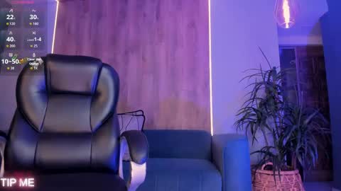 Snapshot of sophiebarnett_ chatting on 8, 5, 2026 Sophie online show from 8, 5, 2026