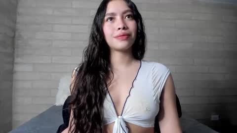 sophiebellucci online show from 12, 10, 2025