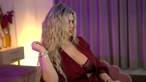 Sophie online show from 17, 12, 2025