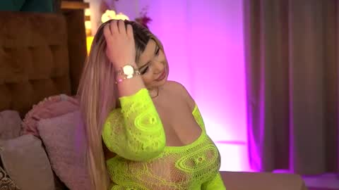 Sophie online show from 15, 5, 2026
