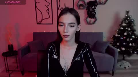 Snapshot of sophiecherrie chatting on 10, 1, 2025 Sophie online show from 10, 1, 2025
