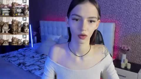 Snapshot of sophiecherrie chatting on 6, 2, 2025 Sophie online show from 6, 2, 2025
