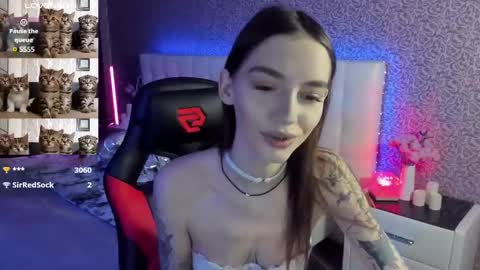 Snapshot of sophiecherrie chatting on 12, 3, 2025 Sophie online show from 12, 3, 2025