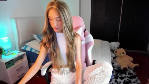    online show from 30, 3, 2026