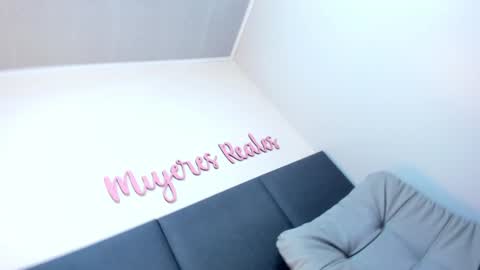 Snapshot of sophieharris__ chatting on 22, 1, 2025 sophieharris__ online show from 22, 1, 2025