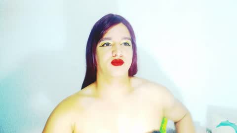sophiehillsxo online show from 12, 4, 2026
