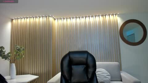 Sophie online show from 27, 3, 2026