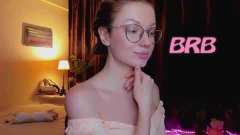 sophieleroux online show from 29, 4, 2026