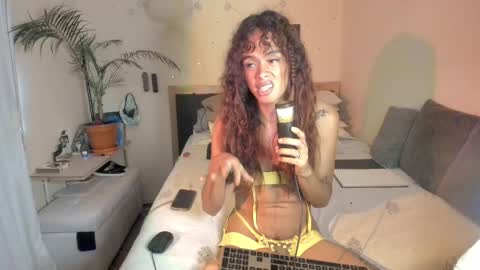 Snapshot of sophielondono21 chatting on 7, 3, 2025 SofiTrans21 online show from 7, 3, 2025