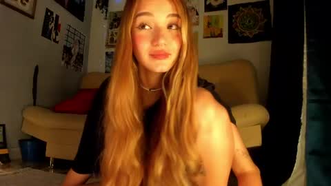 Snapshot of sophieluck chatting on 10, 7, 2026 Sophie online show from 10, 7, 2026