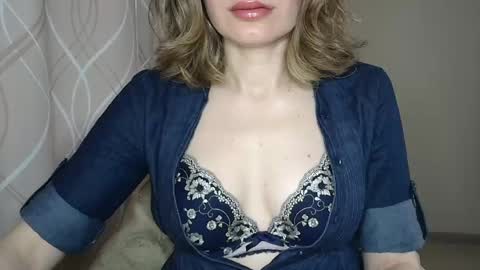 Snapshot of sophiemisss chatting on 10, 5, 2026 Sophiemisss online show from 10, 5, 2026