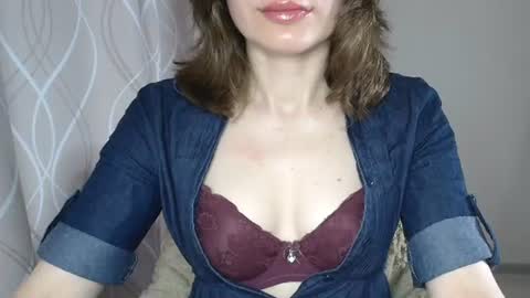 Sophiemisss online show from 22, 7, 2026