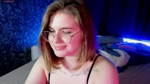 Sophie online show from 16, 4, 2026