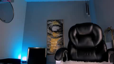 Sophie  Palmer online show from 19, 12, 2025