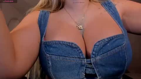 Sophie  Palmer online show from 15, 6, 2026