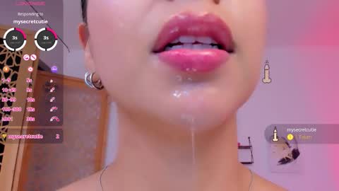 Snapshot of sophierooy chatting on 30, 9, 2025 sophierooy online show from 30, 9, 2025