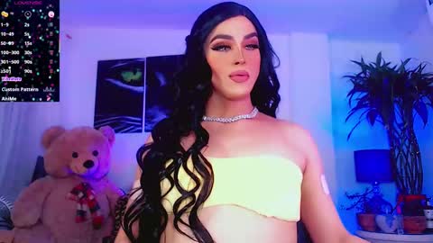 Snapshot of sophiieesweet chatting on 9, 9, 2025 Sophie Sweet online show from 9, 9, 2025