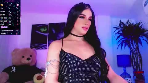 Sophie Sweet online show from 2, 11, 2025