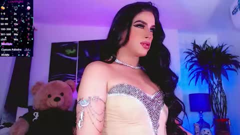 Sophie Sweet online show from 9, 11, 2025