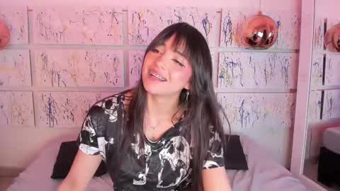 SOPHY ROGERS online show from 13, 2, 2025