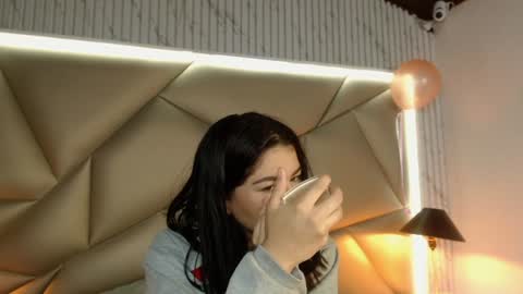 sophye_logan online show from 27, 12, 2024