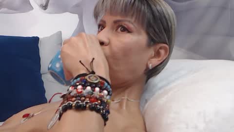 Sophy online show from 24, 2, 2025