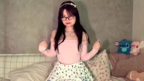 lily online show from 2, 11, 2025