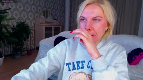 Lisa online show from 6, 4, 2026