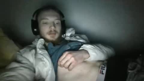 soumi854640 online show from 17, 12, 2025