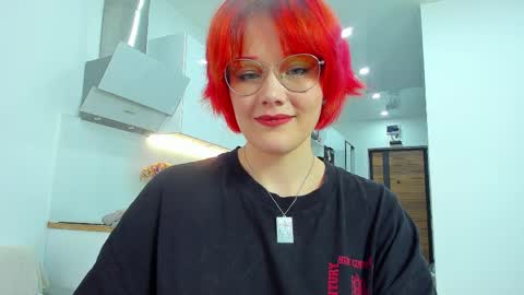 Snapshot of sova_energy chatting on 6, 6, 2026 Leah online show from 6, 6, 2026