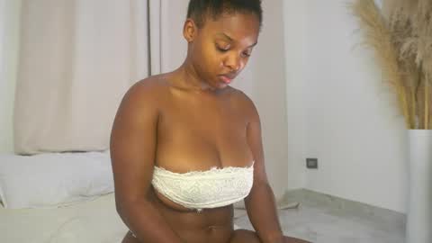 Snapshot of sow_fitt chatting on 24, 12, 2024 sow_fitt online show from 24, 12, 2024