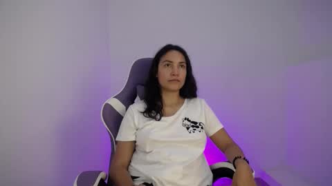 Ana  online show from 28, 1, 2025