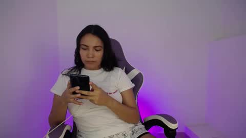 Ana  online show from 4, 2, 2025