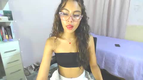 Snapshot of soy_miauhg chatting on 10, 6, 2026 Miauhg online show from 10, 6, 2026