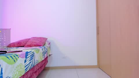 Instagram Soyamandaa  1 online show from 29, 1, 2025