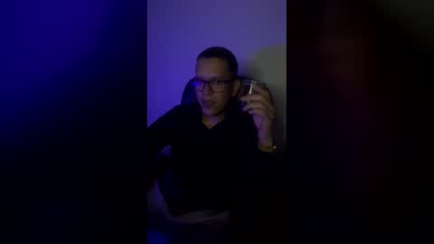 Usuario69 online show from 6, 1, 2026