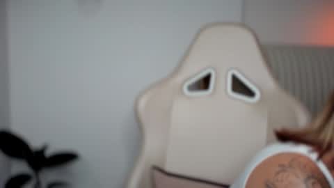 Snapshot of soytulu_ chatting on 2, 12, 2024 brisa s online show from 2, 12, 2024