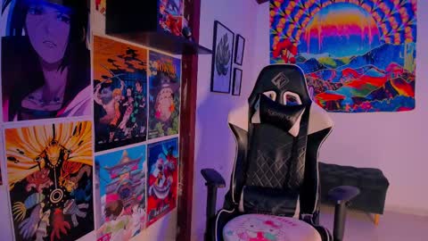 Snapshot of space__kittyy chatting on 20, 2, 2025 Val online show from 20, 2, 2025