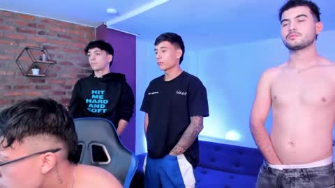 Gabo Lucas and Justin online show from 20, 4, 2026