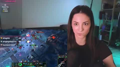 Roxy online show from 3, 3, 2025