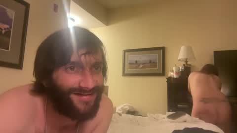 Snapshot of spacecase843 chatting on 5, 2, 2025 TrndSettrz online show from 5, 2, 2025