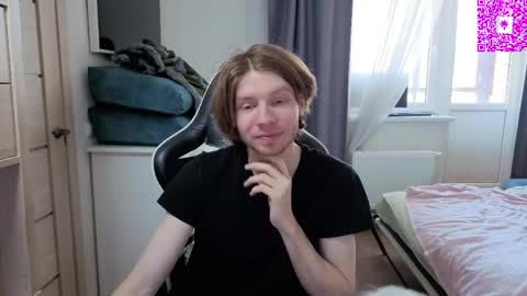 Snapshot of spaisenok chatting on 7, 2, 2026 Mike online show from 7, 2, 2026