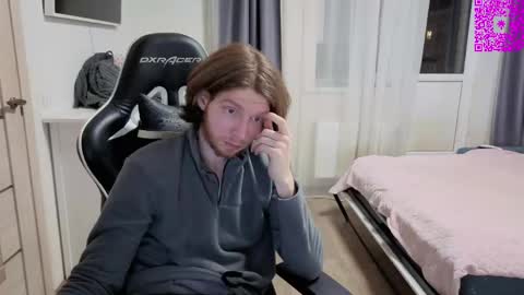 Snapshot of spaisenok chatting on 4, 3, 2026 Mike online show from 4, 3, 2026