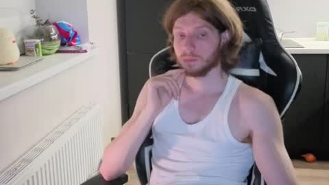 Snapshot of spaisenok chatting on 21, 5, 2026 Mike online show from 21, 5, 2026